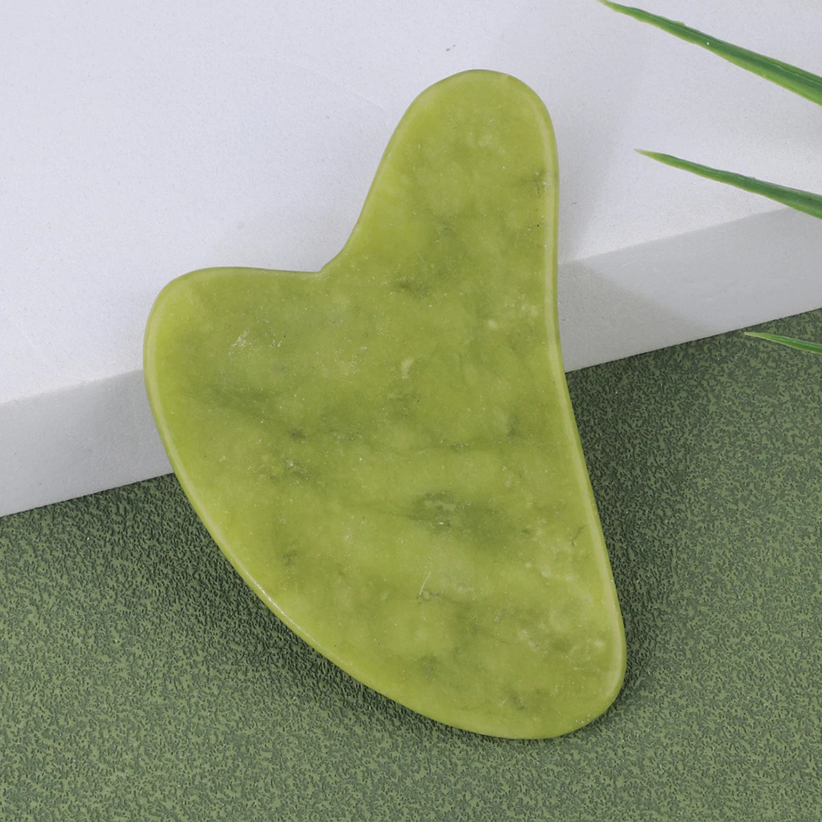 Rouleau de Jade Naturel & Gua Sha Visage et Corps