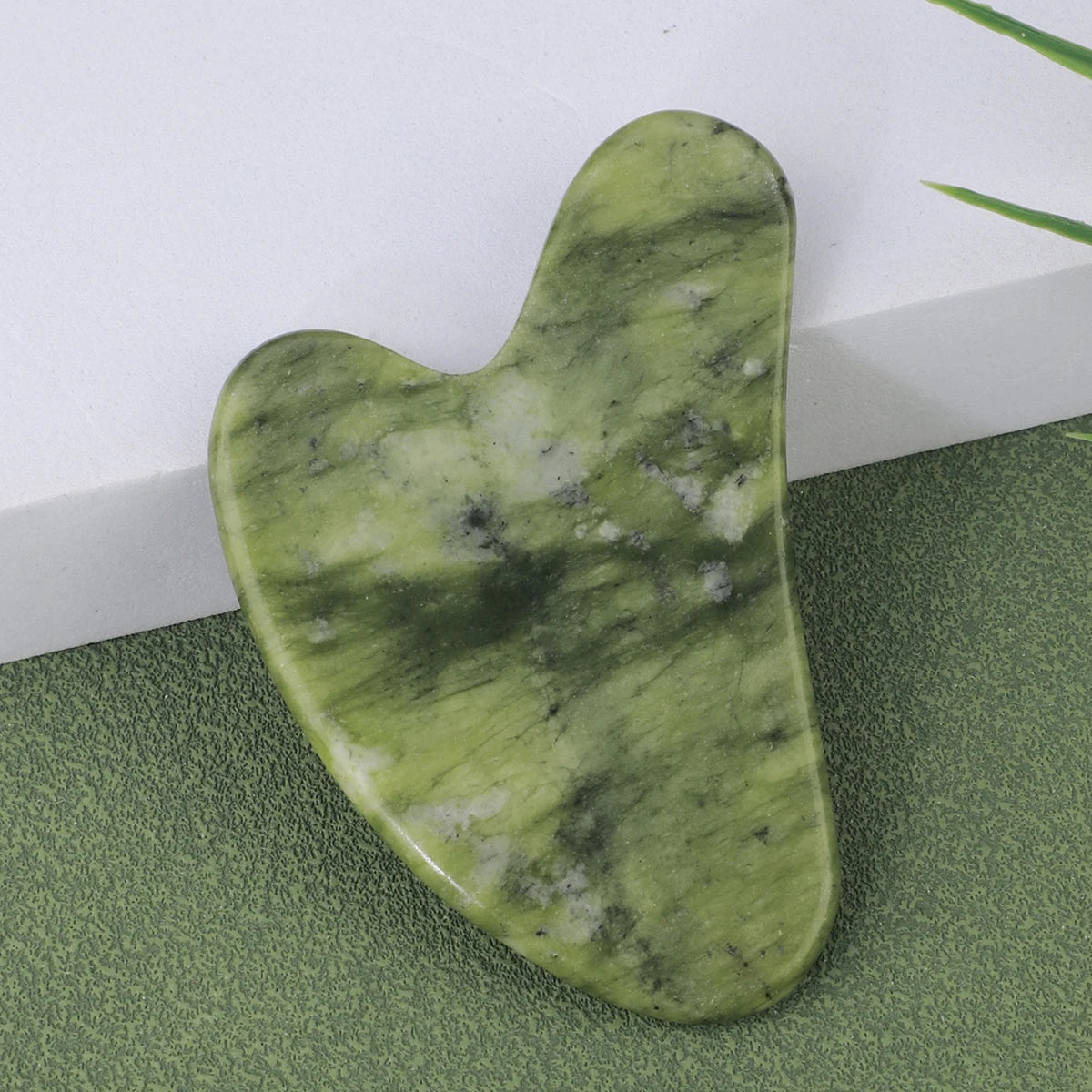 Rouleau de Jade Naturel & Gua Sha Visage et Corps
