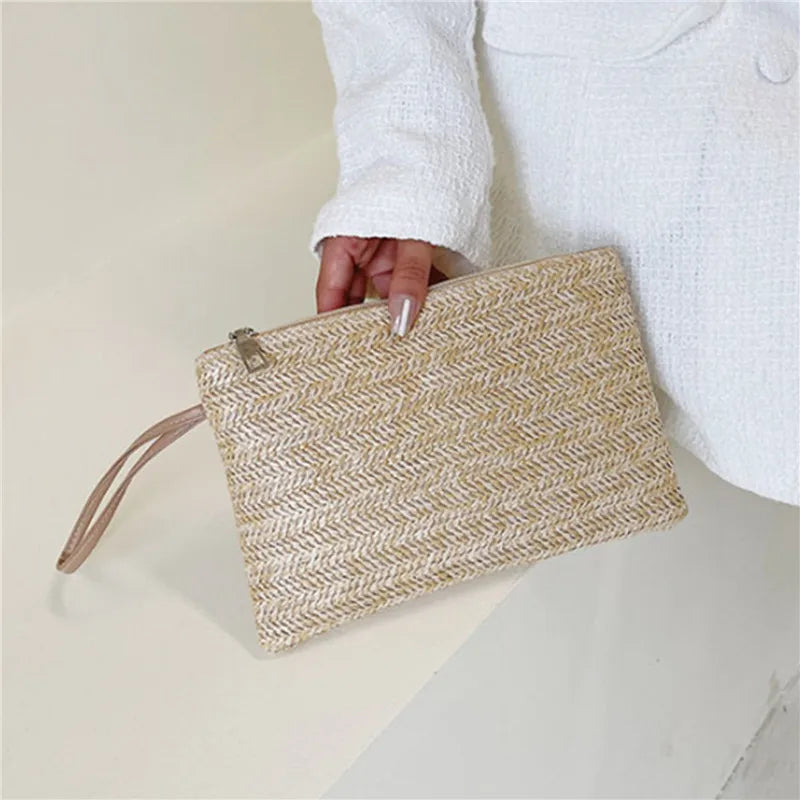 Pochette en paille tressée pour femme – vue 5