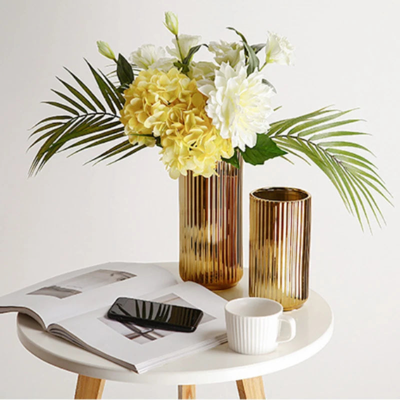 Vase en céramique nordique doré – vue 5
