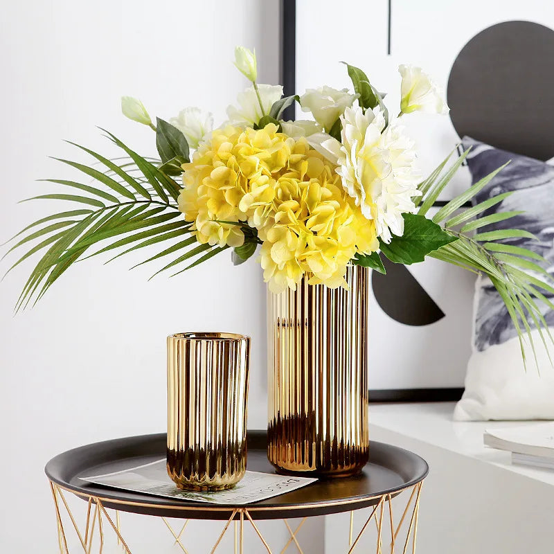 Vase en céramique nordique doré – vue 2
